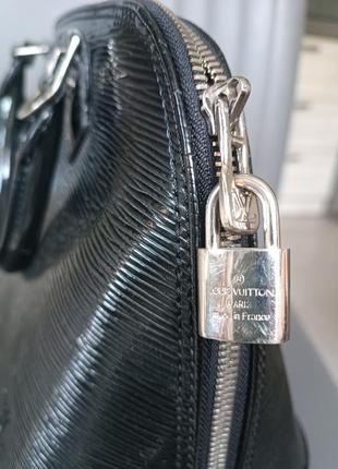 Сумка louis vuitton онигинал4 фото