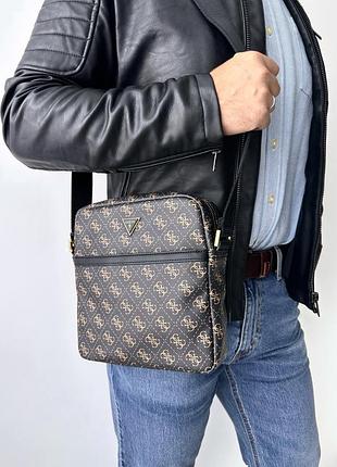 Мужская брендовая сумочка guess vezzola 4g logo crossbody гезз оригинал сумка на подарок мужу подарок парню