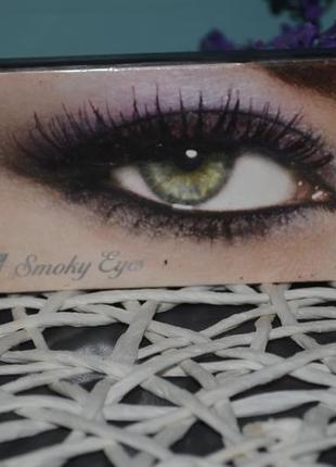 Фирменная палетка теней для макияжа глаз смоки the boots palette smoky4 фото