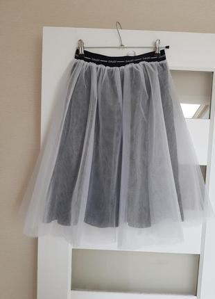 Стильная фатиновая юбка для девочки gaudi