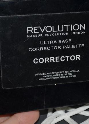 Makeup revolution ultra base corrector palette палетка корректоров для лица7 фото