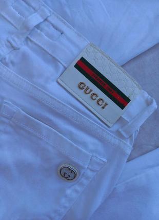 Белые джинсы скини gucci3 фото