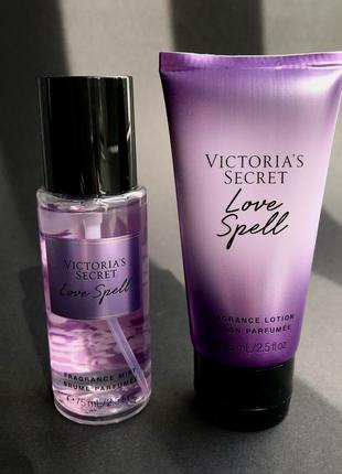 Новинка подарунковий набір love spell victoria's secret duo set gift box