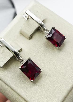 Сережки срібні з nano рубіном 5,6 г