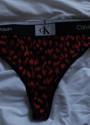 Труси трусики стрінги calvin klein