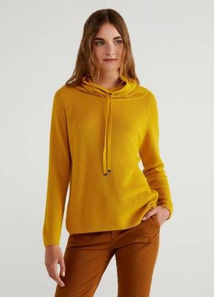 В'язаний горчичний светр худі від benetton