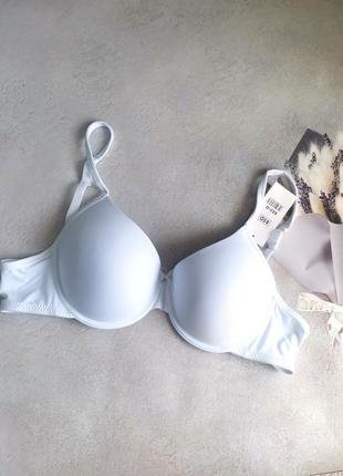Бюстгальтер гладенький