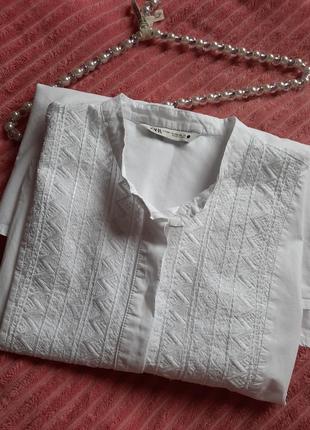 Zara рубашка белоснежная удлиненная большого размера поплин/мальчик9 фото