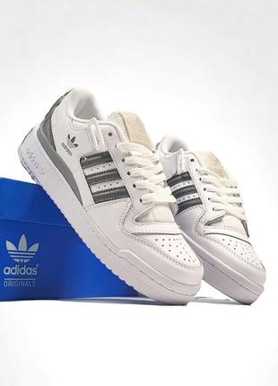 Adidas forum low •white grey•