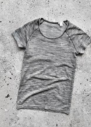 Nike women's short sleeve gray sports t-shirt женская, спортивная футболка4 фото