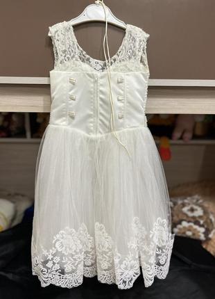 Платье па 3-4 года