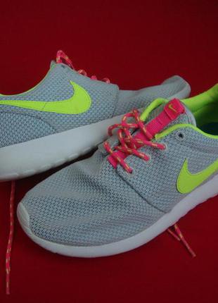 Кроссовки nike roshe run silver оригинал 38 размер