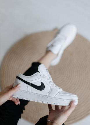 Кроссовки air jordan low white