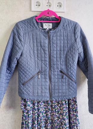 Голубая стеганная укороченная курточка-бомбер vrswoman  (размер 34-36)8 фото
