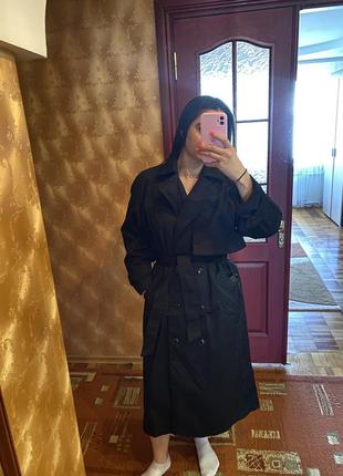 Шикарний класичний чорний тренч плащ пальто