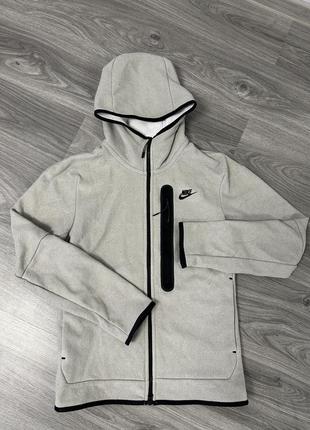 Продам нову толстовку nike tech fleece winter