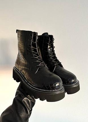 ♥️♥️🕊♥️♥️♥️🕊  python boots black 9
