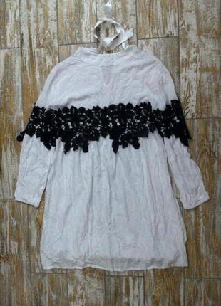 Крутое удлиненное рубашка белое платье батал с огромным черным кружевом и объемным рукавом l7 фото