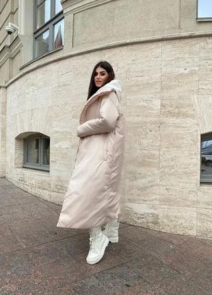 Женское дующее зимнее бежевое пальто-одеяло оверсайз2 фото