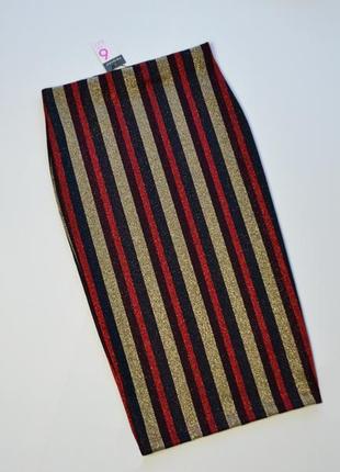 Облягаюча спідниця в смужку з люрексом