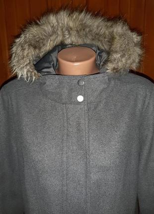 Серое пальто оверсайз с капюшоном2 фото