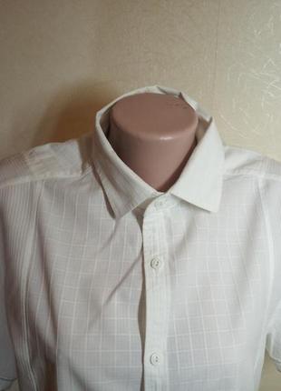 Белая мужская рубашка в клетку хлопок на короткий рукав3 фото
