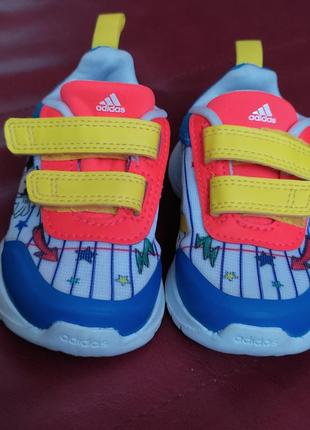 Детские кроссовки adidas disney mike maus 20р