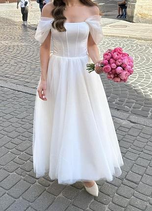 Весільна/на розпис сукня міді