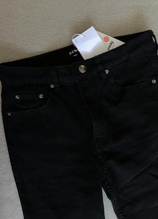 Расклешенные джинсы sinsay6 фото