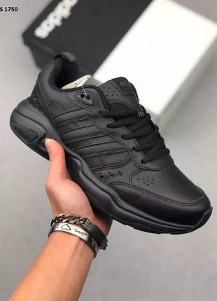 Кроссовки adidas strutter