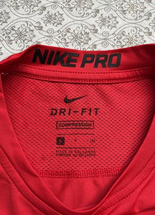 Спортивна футболка nike pro9 фото