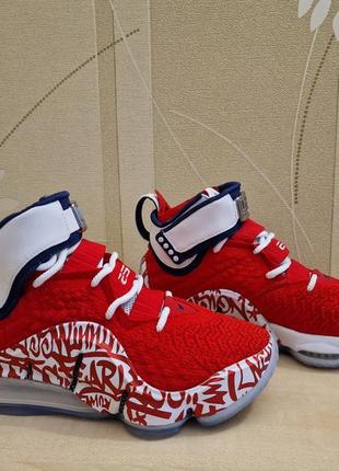 Кроссовки nike lebron 17 graffiti remix red оригинал размер 37,5