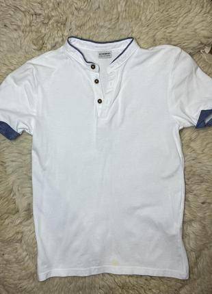 Белая футболка polo