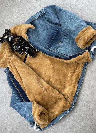💜є наложка ✅lux якість 💜жіноча oversize джинсова куртка з хутром ❤️4 фото