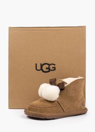 Детские угги валенки с помпонами ugg suede brown коричневые с молочным2 фото