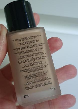 Тональный флюид chanel les beiges healthy glow foundation spf 25 pa++4 фото