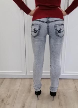 Джинсі 4