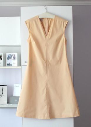 Персиковое платье от дороговенного итальянского бренда stefanel