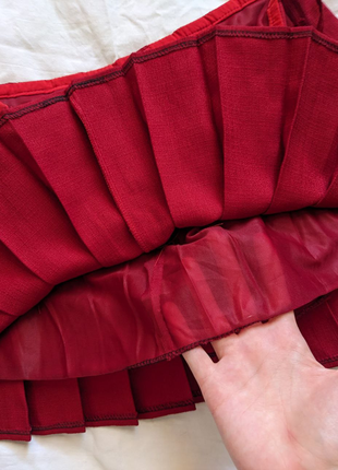 Невероятная красная юбка4 фото