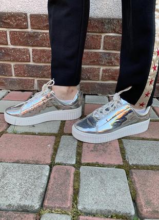 Туфли женские на высокой подошве