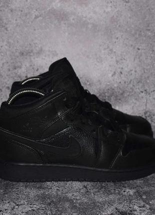 Nike air jordan 1 mid triple black (кожаные кроссовки джордан dunk 3 4
