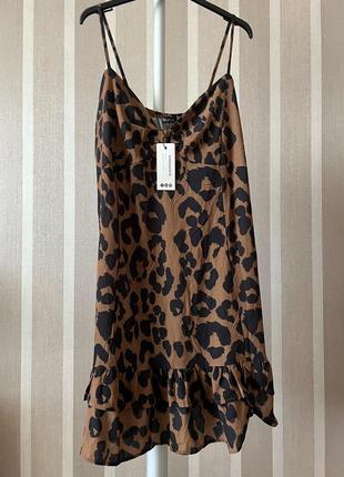 1+1=3🎁 новое! платье в леопардовый принт boohoo 24рр (без пояса?3 фото
