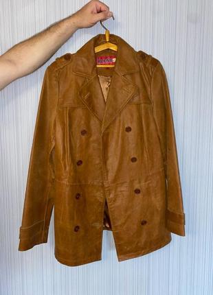 Шкіряна куртка