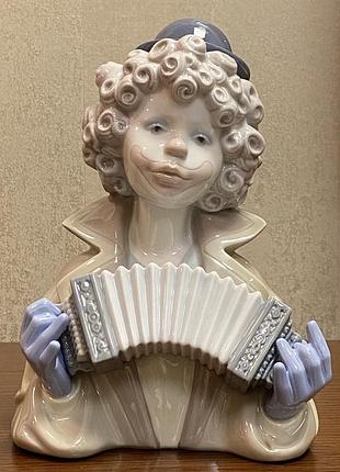 Порцелянова статуетка lladro «бюст клоуна з концертиною».