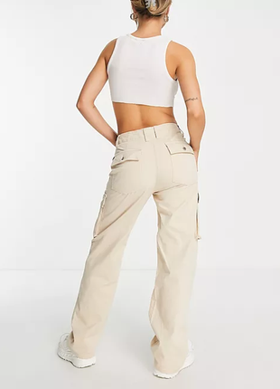 Брюки карго "bershka mediun rise cargo straight"3 фото