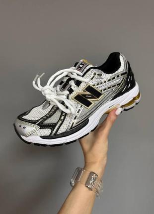 Женские кроссовки new balance 1906r gold silver black / smb
