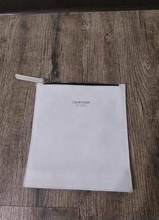 Косметичка жіноча calvin klein