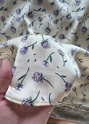 Светлое платье