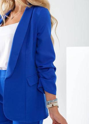 Стильный костюм 3 в 1му- белая блузка-майка, жакет, брюки! арт 455,электрик в наличии код...