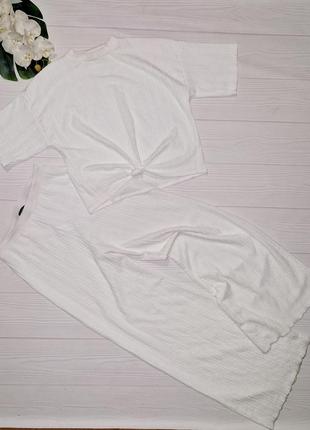 Белый текстурный костюм р. универсал2 фото